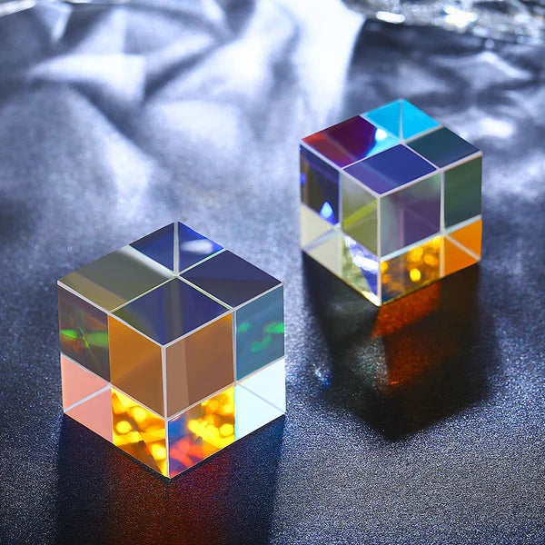 Optic Prism Cube